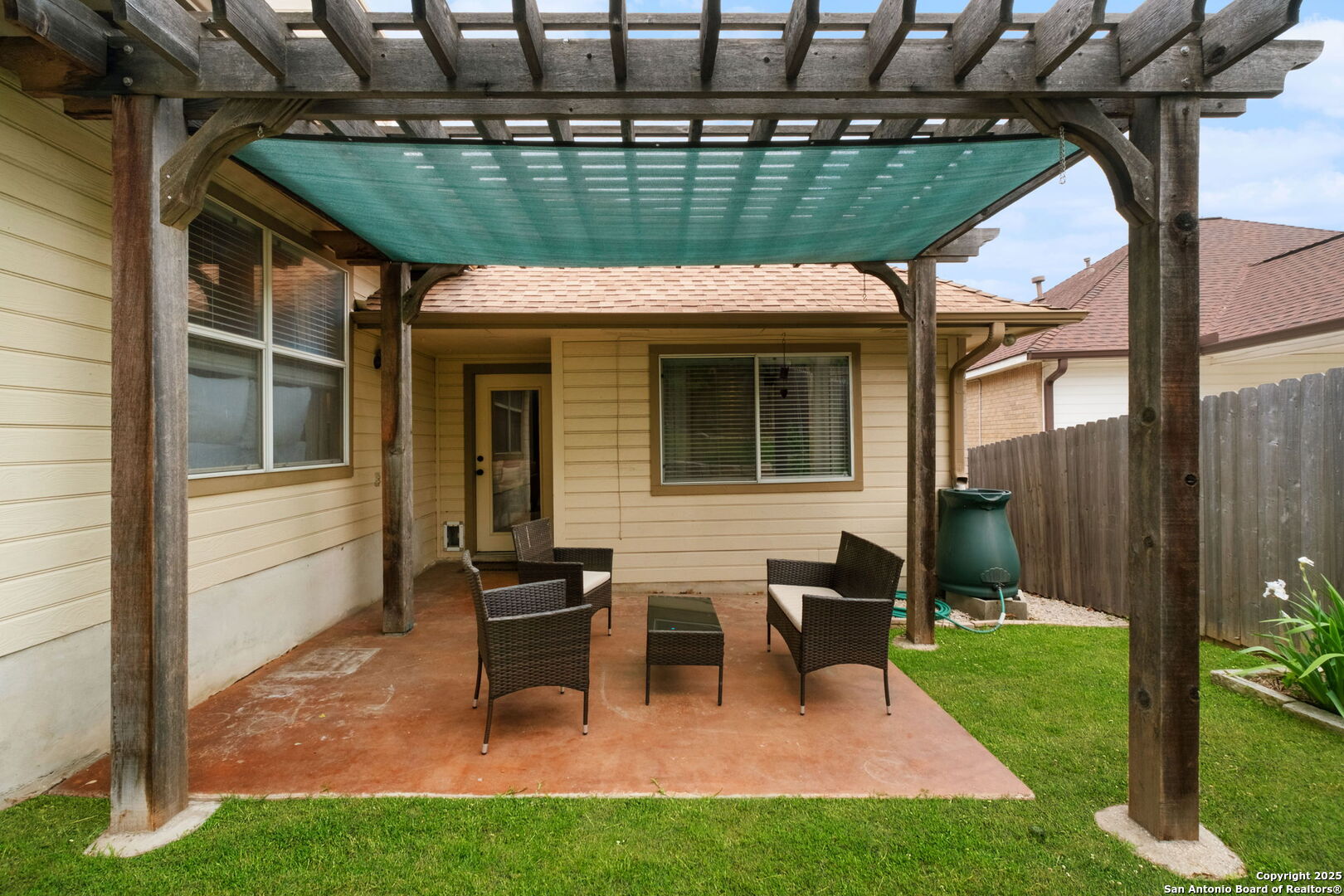 19123 Evening Trail