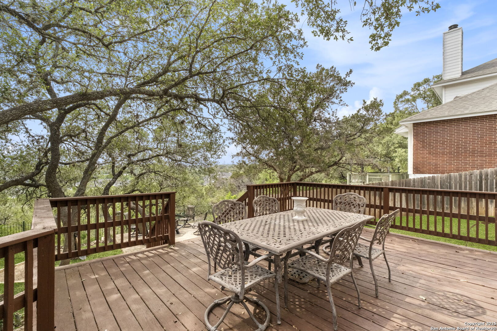 18323 Edwards Bluff