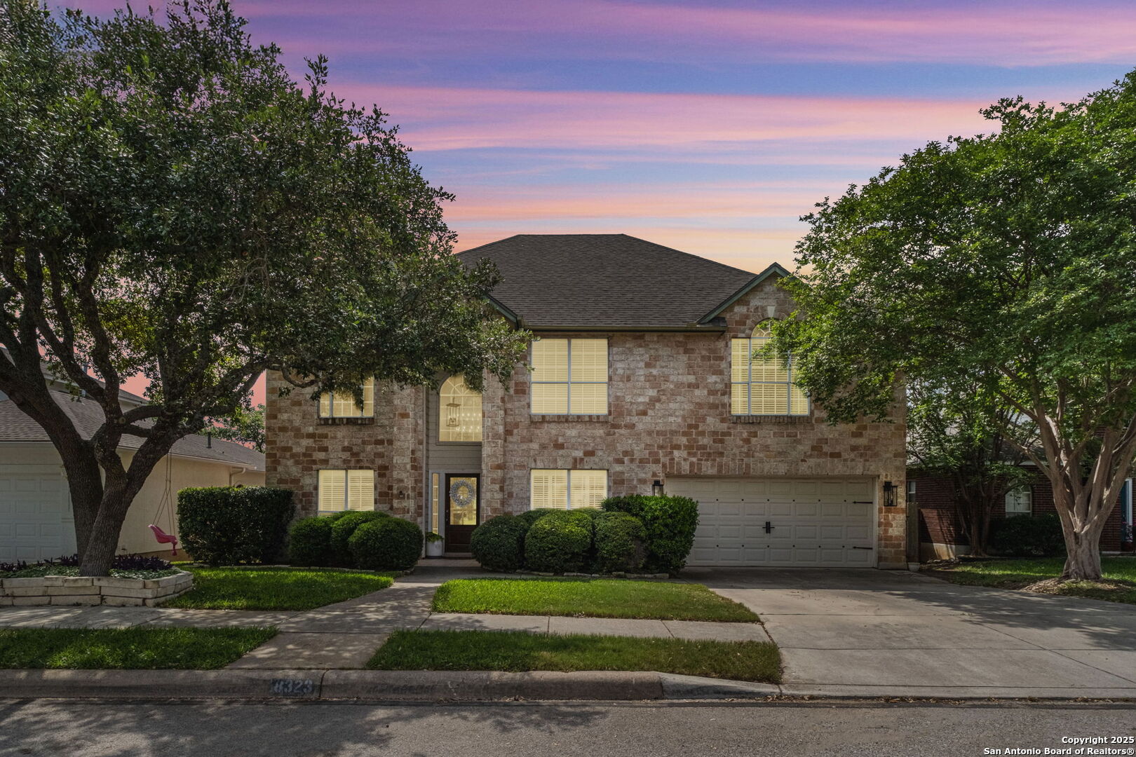 18323 Edwards Bluff