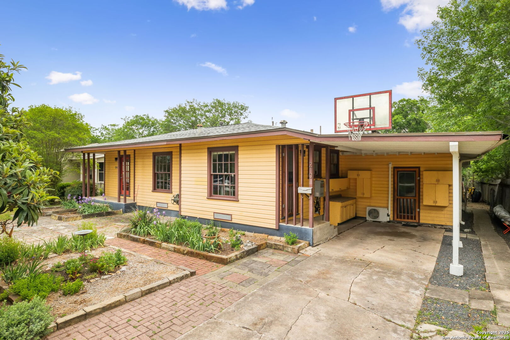 210 Brees Blvd