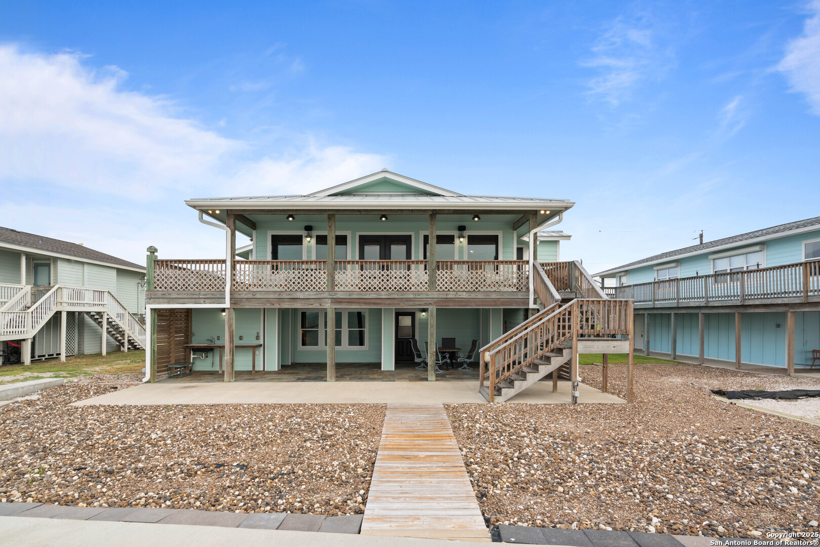 672 Copano Ridge Rd