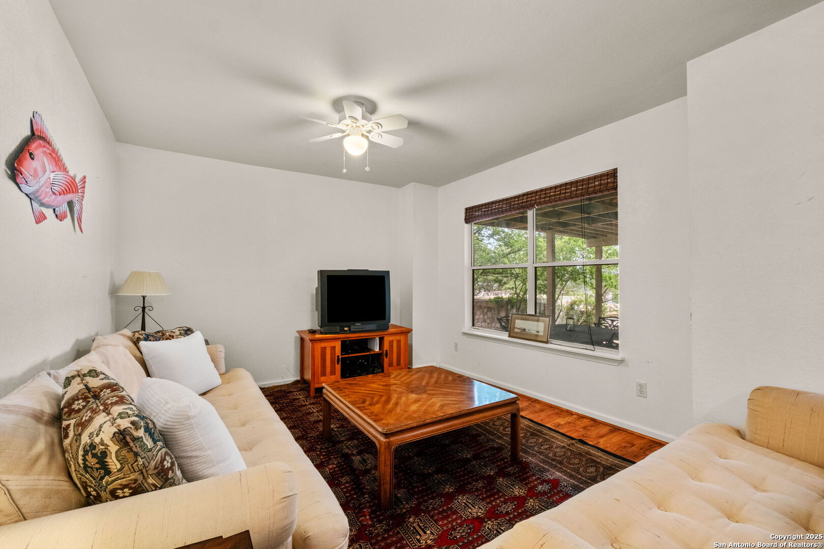 1074 Lakebreeze