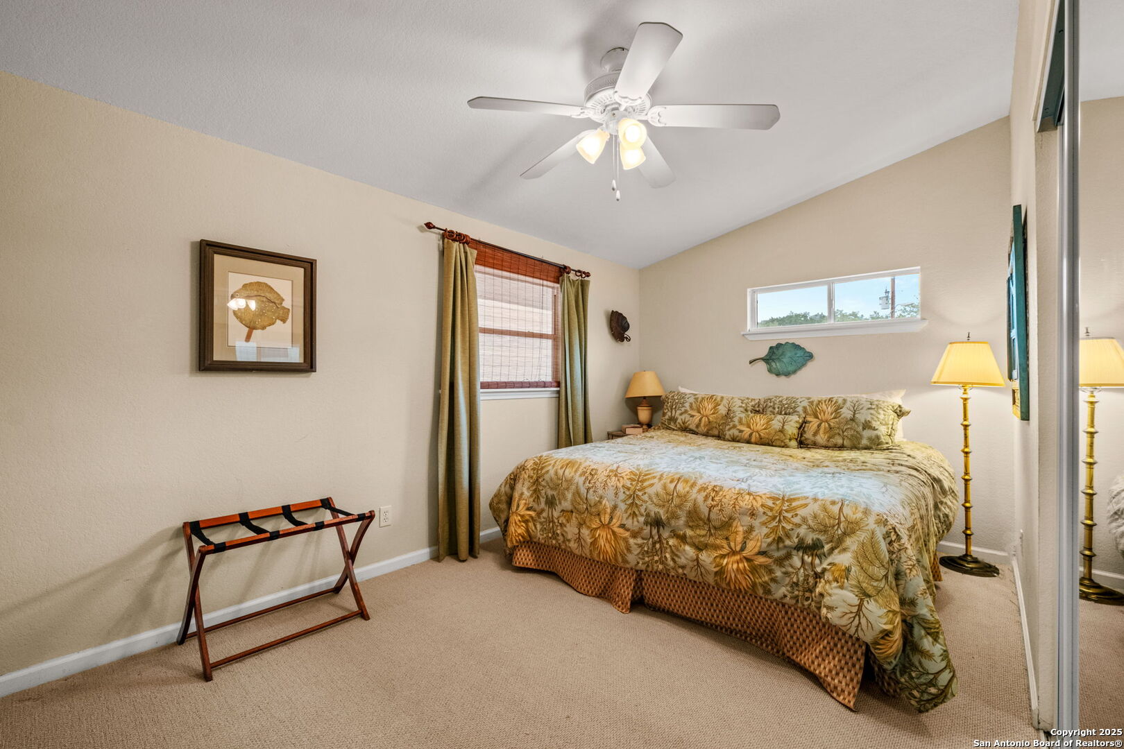 1074 Lakebreeze