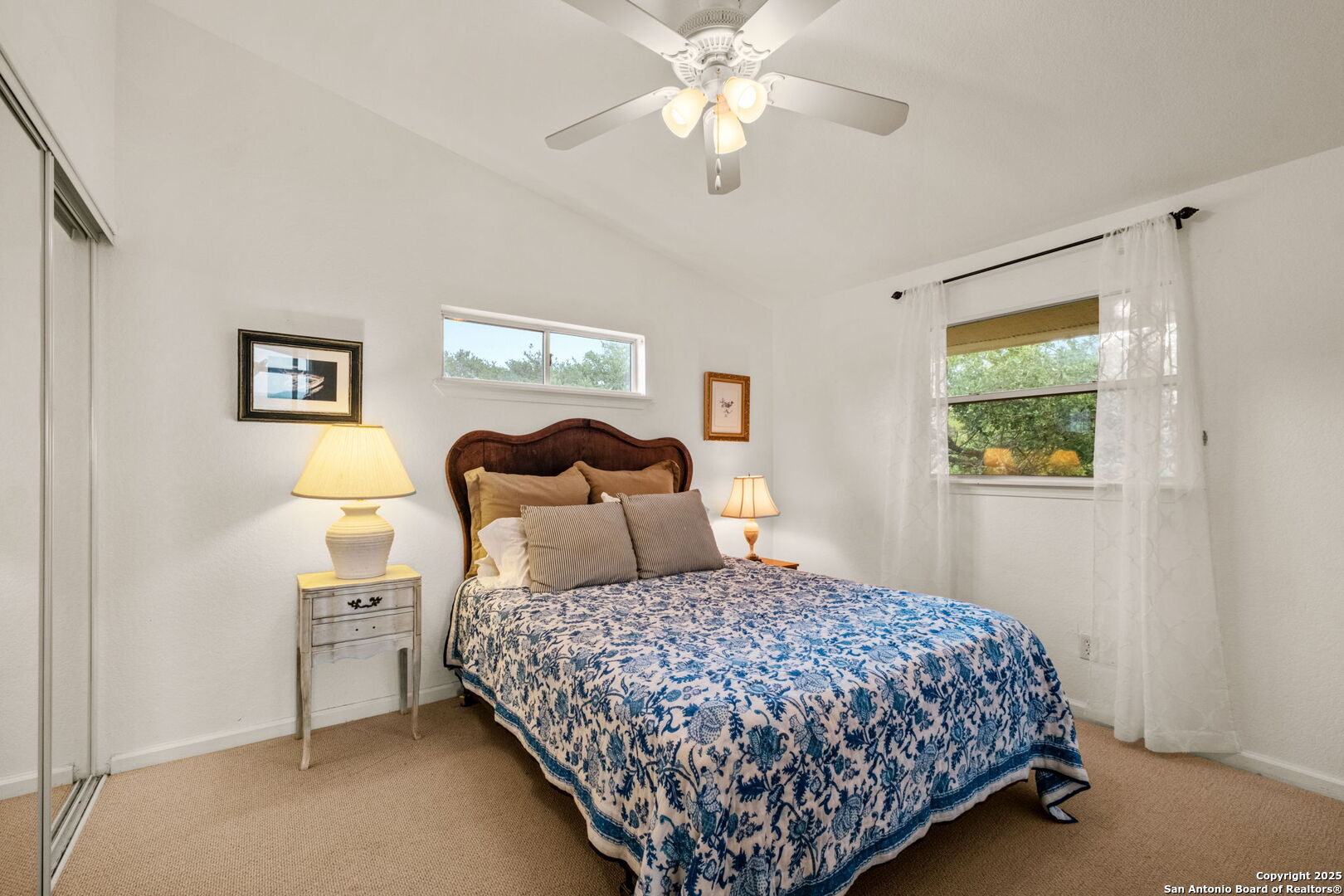 1074 Lakebreeze