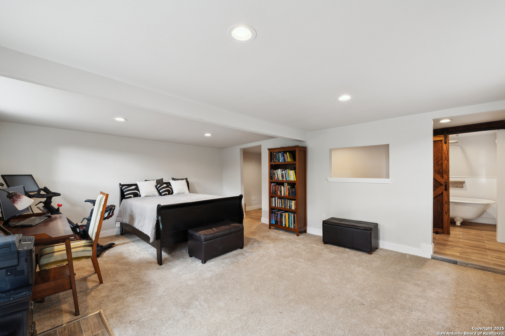 1013 Ivy Lane