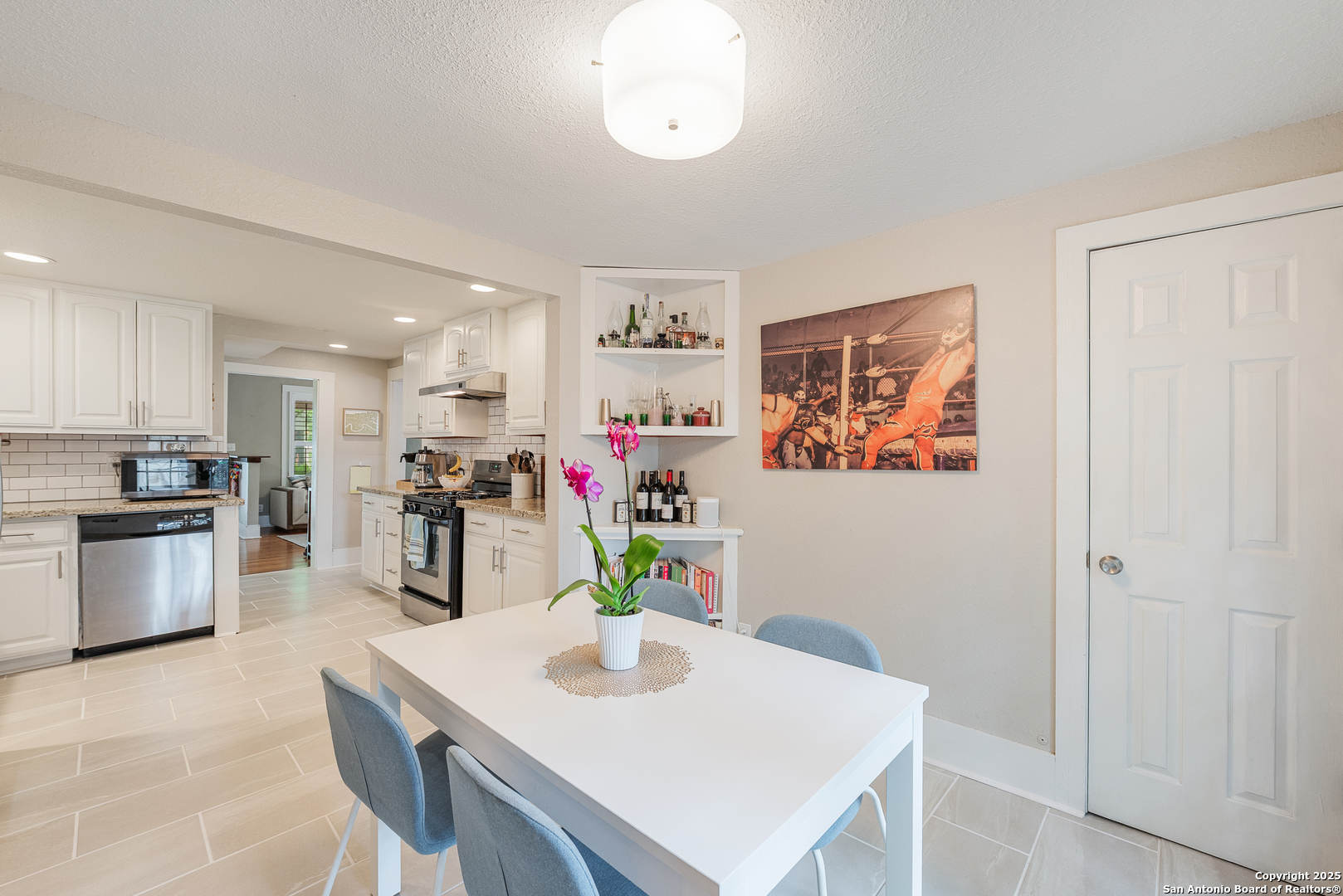 526 W SUMMIT