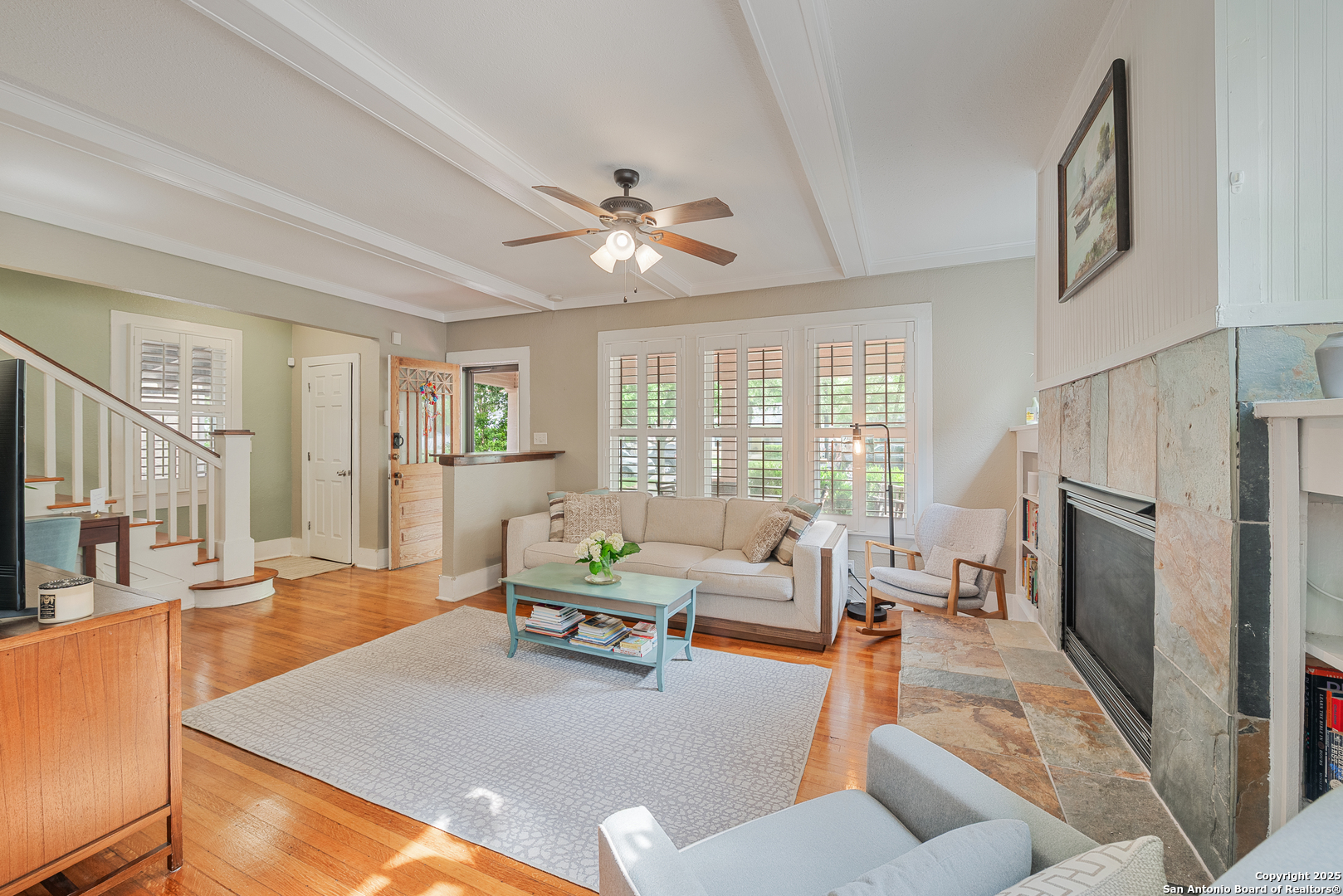 526 W SUMMIT