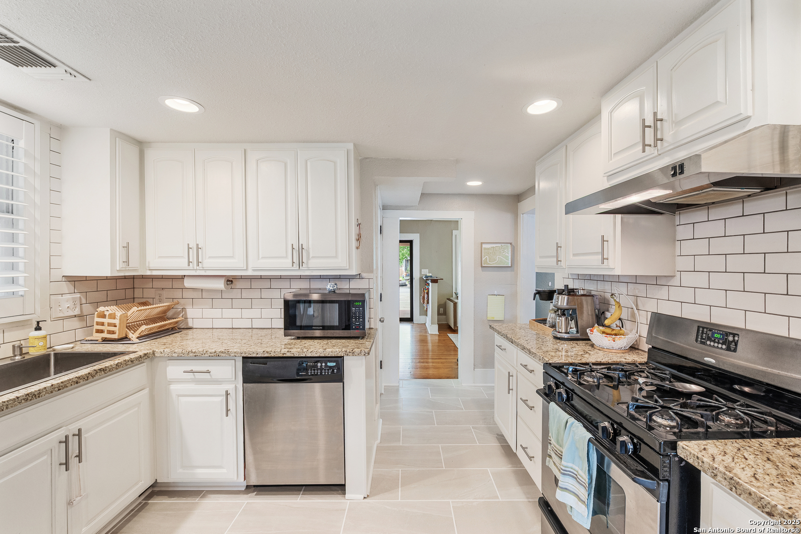526 W SUMMIT