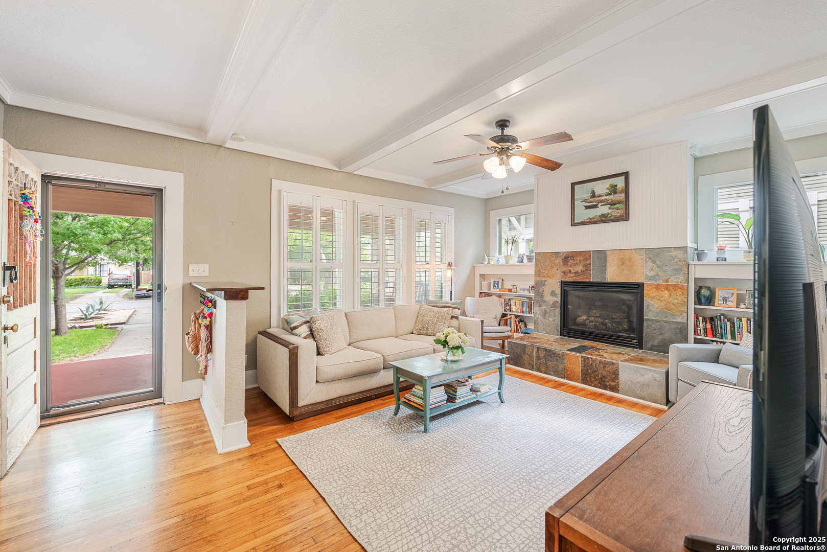 526 W SUMMIT