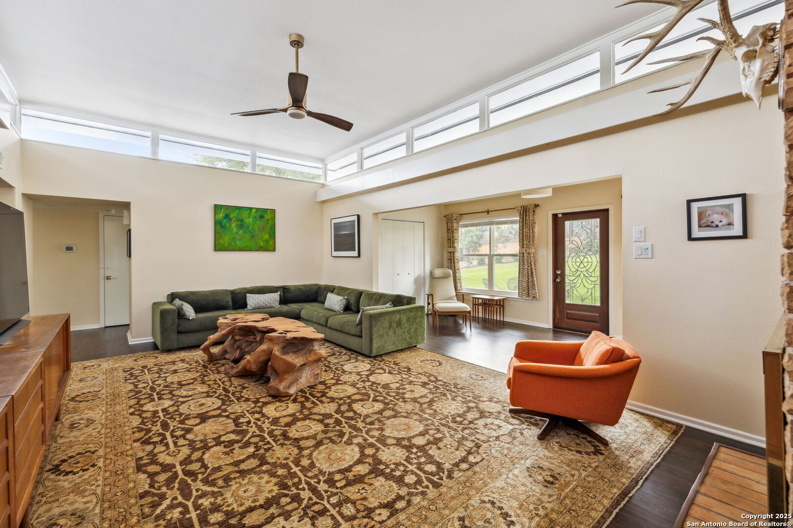 114 Medford Dr