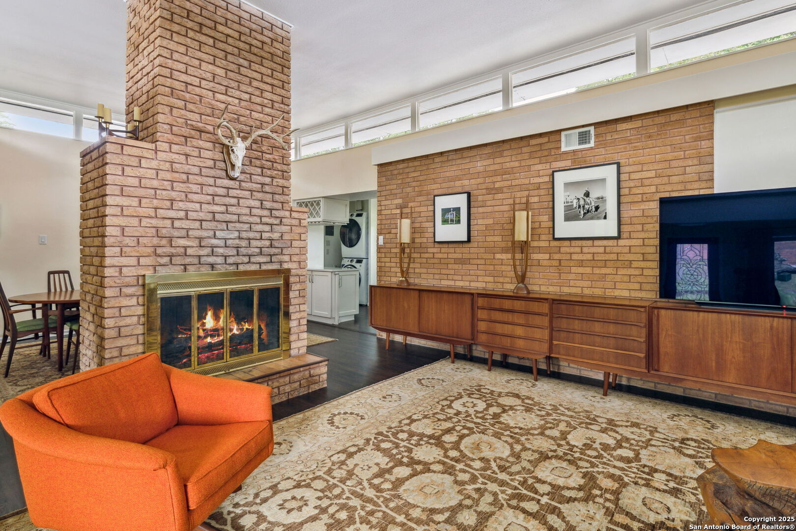 114 Medford Dr