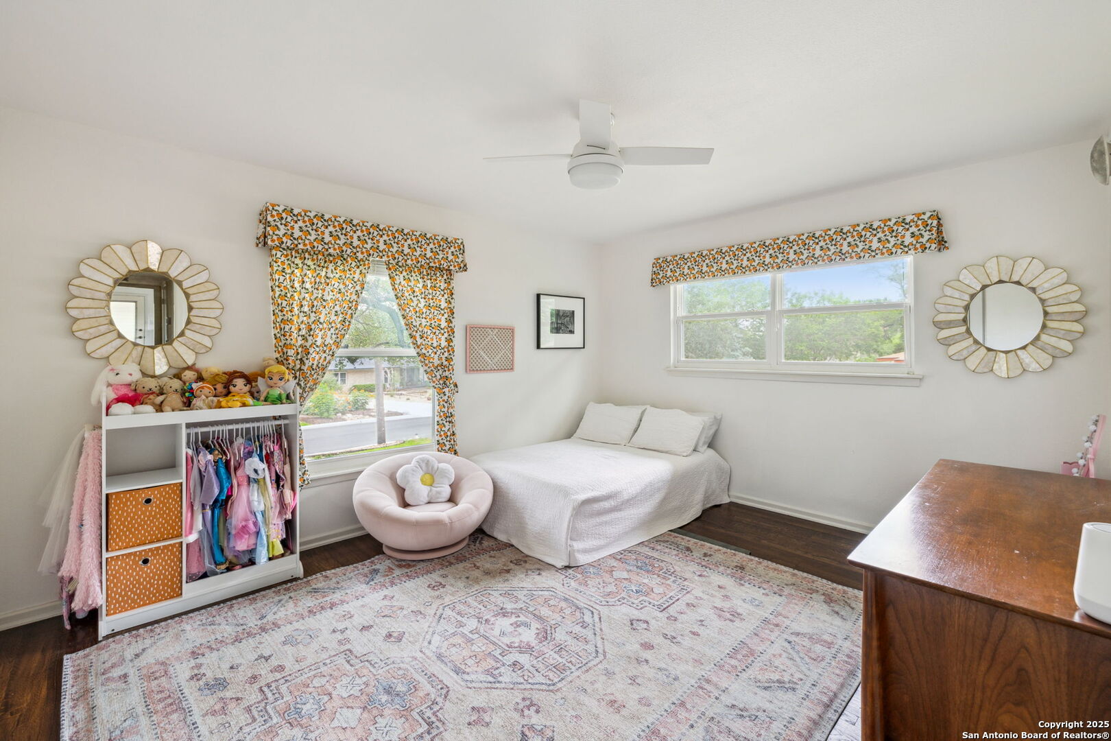 114 Medford Dr