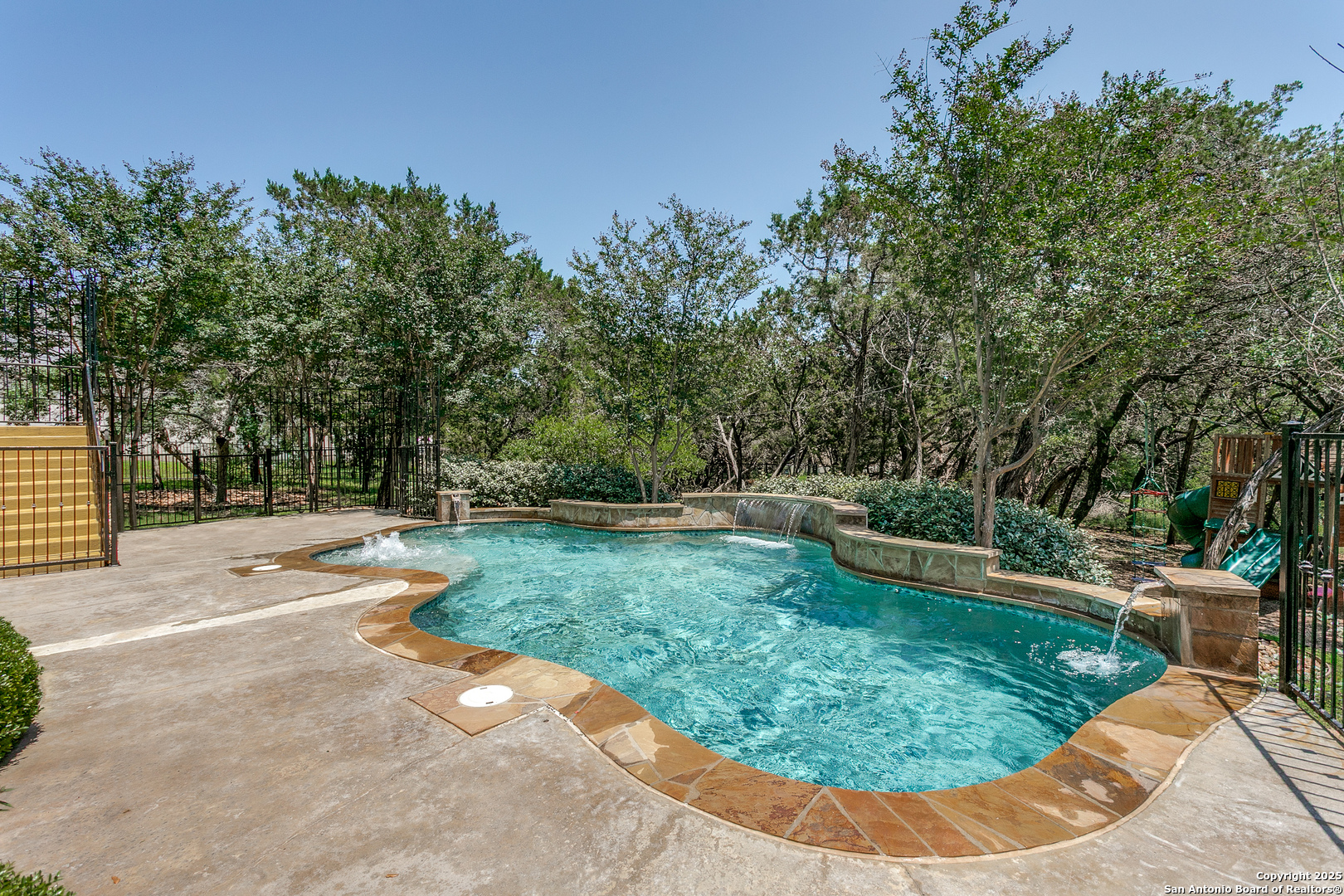 8826 Falcon Place