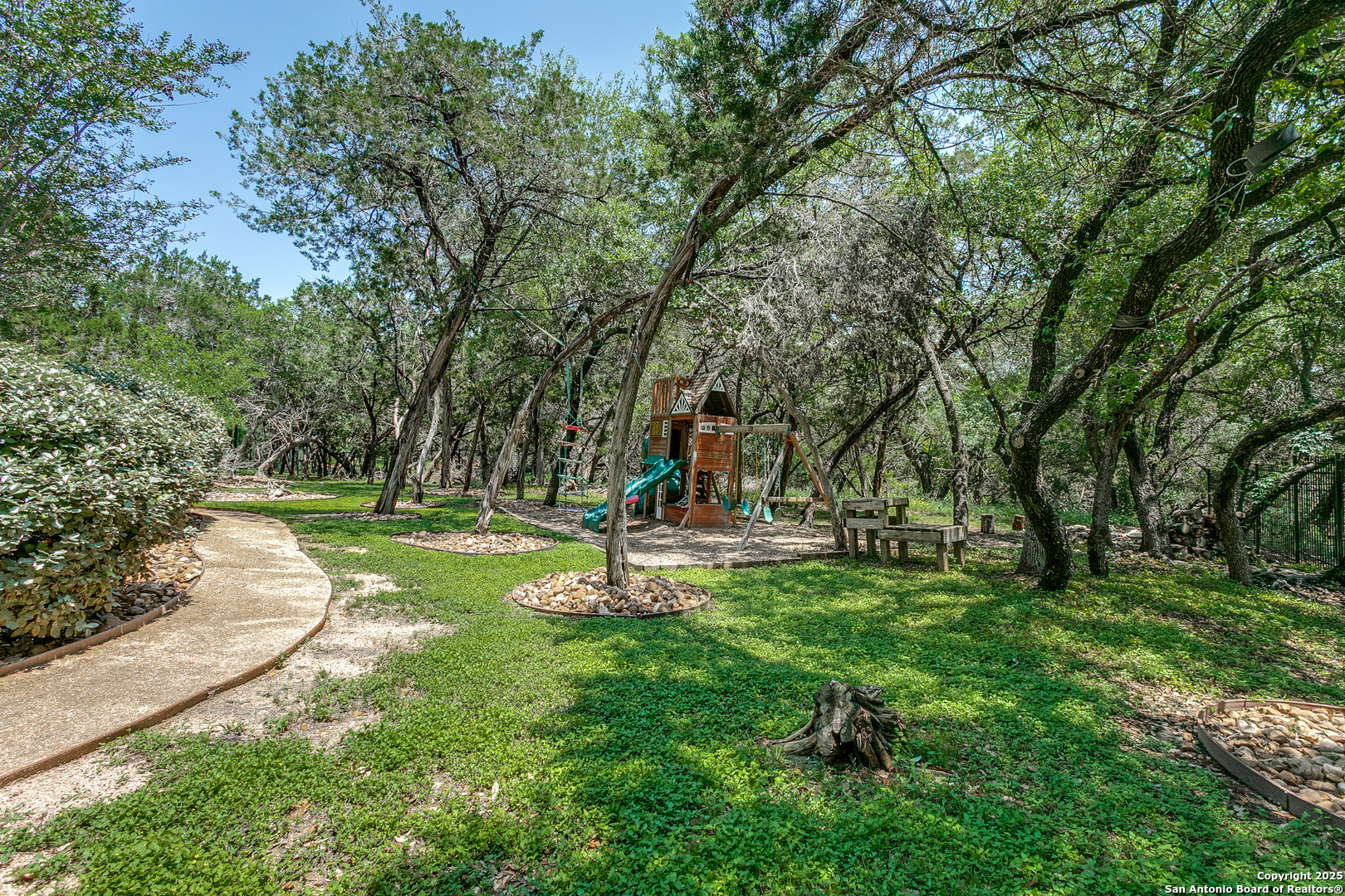 8826 Falcon Place