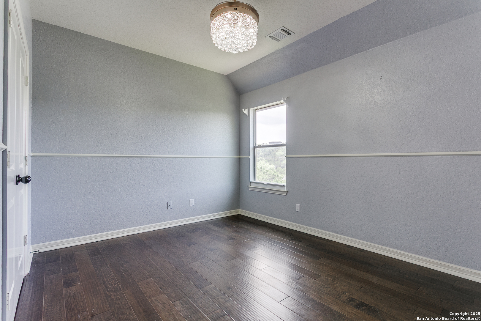 8826 Falcon Place