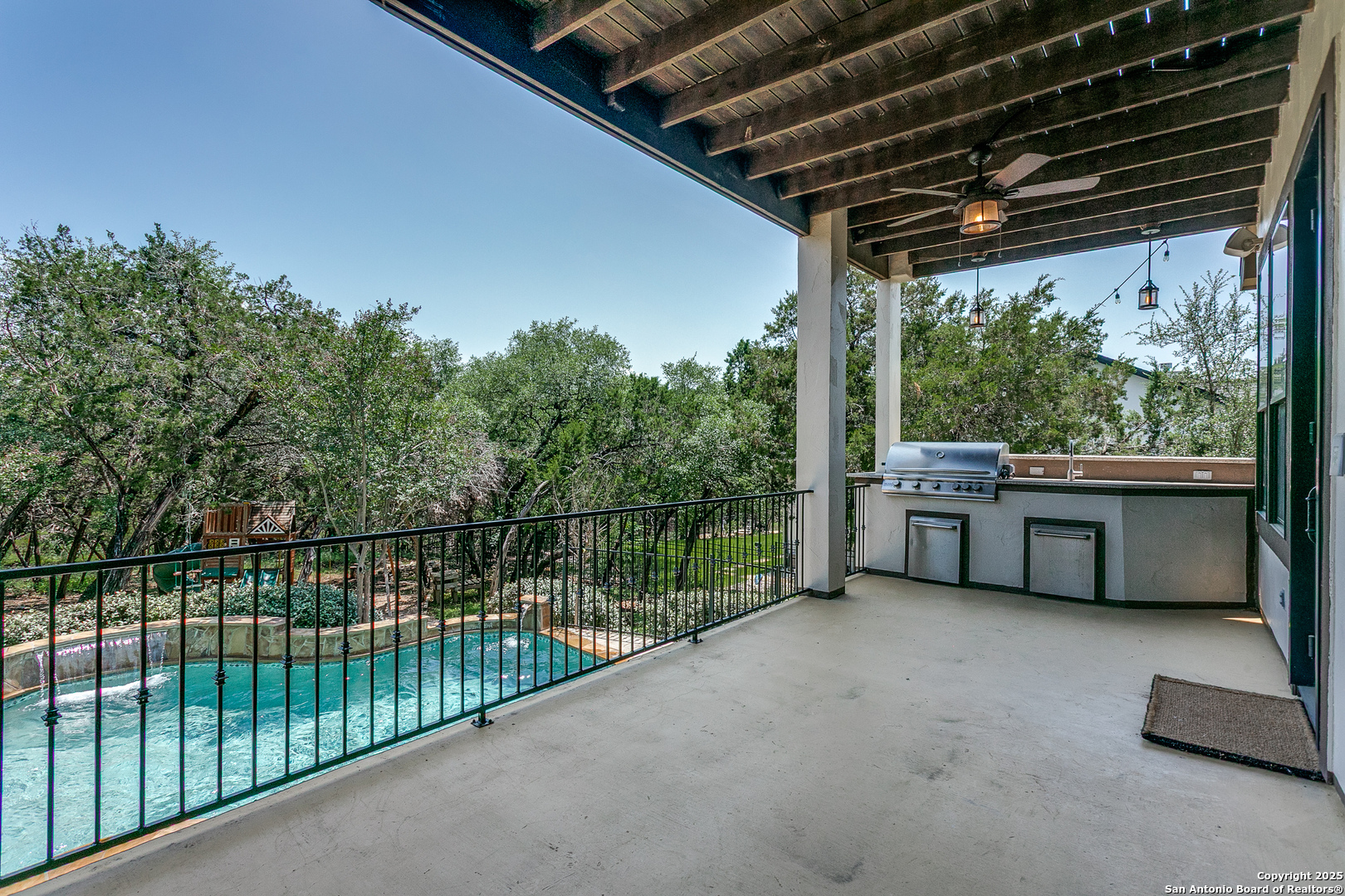 8826 Falcon Place