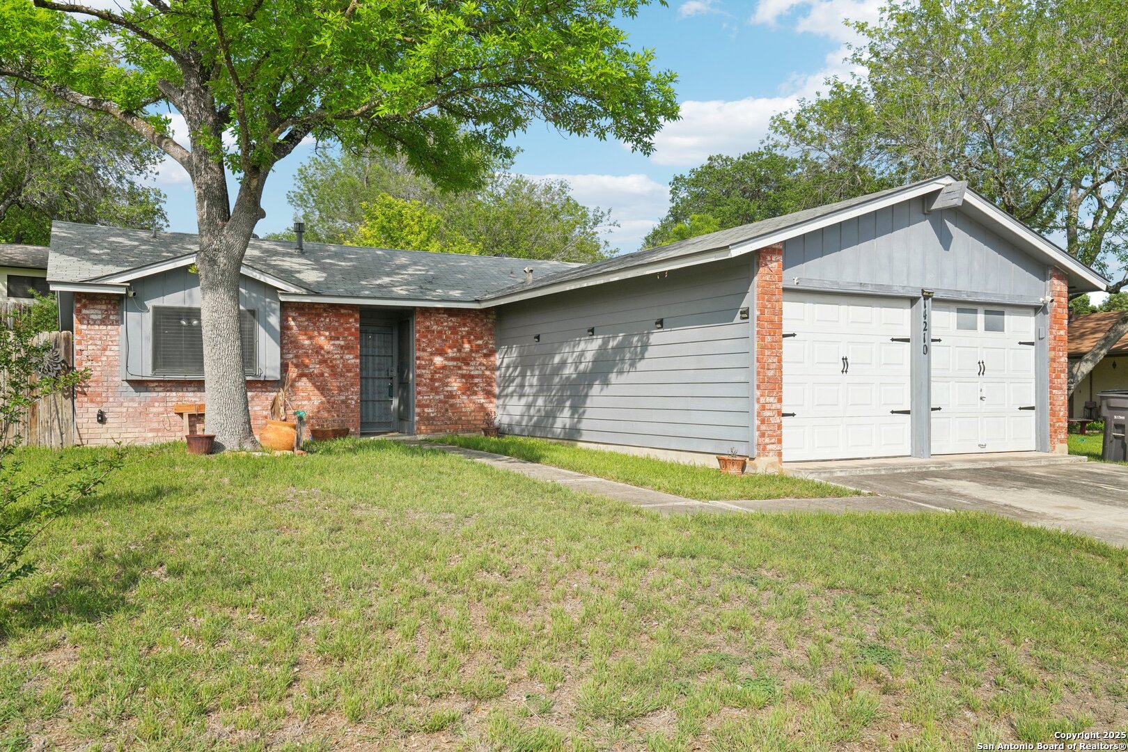 14210 Arrowood
