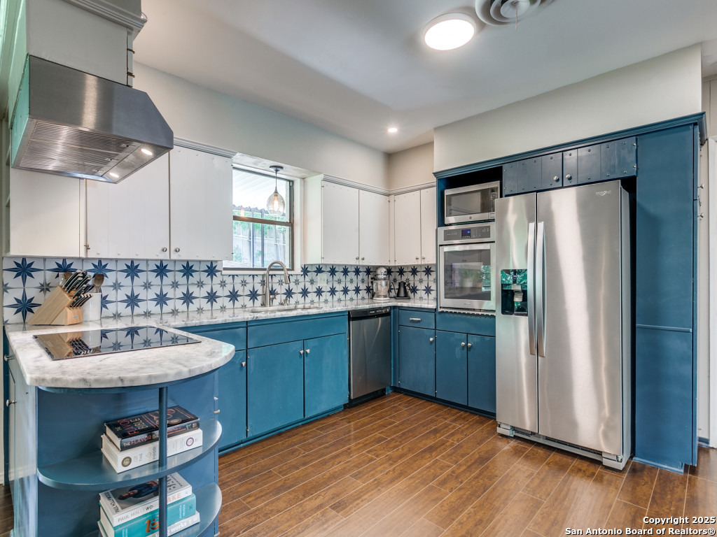 4010 Midvale