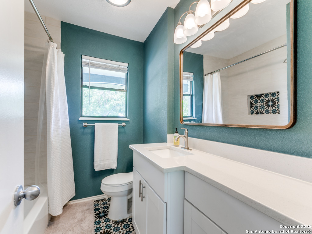 4010 Midvale