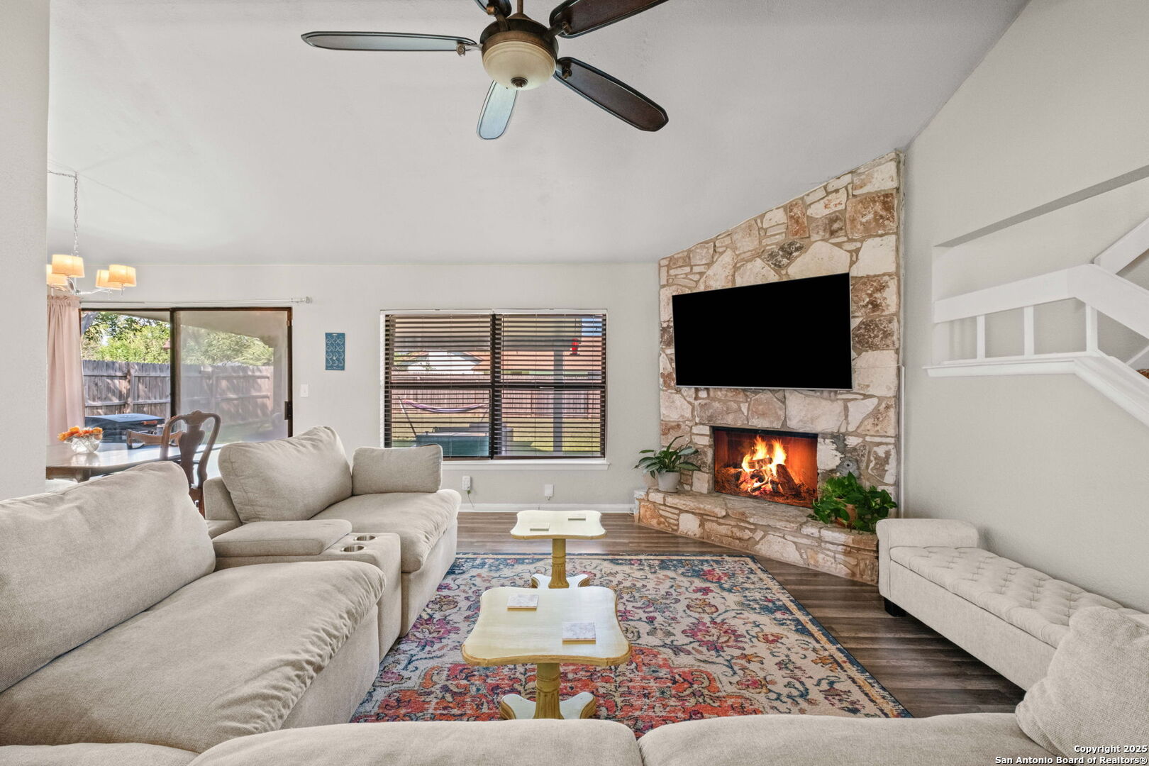 14035 Boulder Oaks