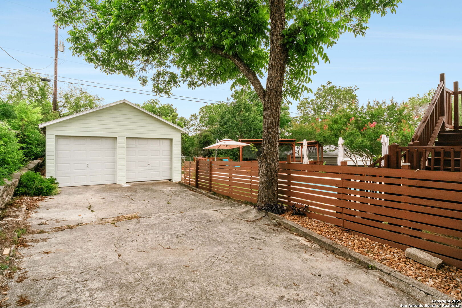 520 Pershing Ave