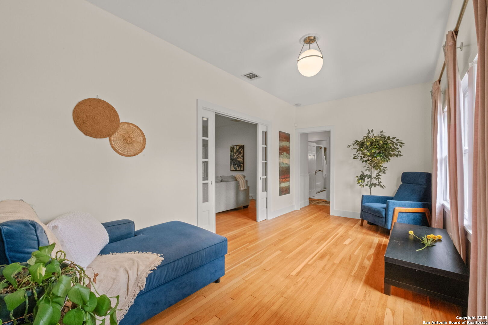 520 Pershing Ave