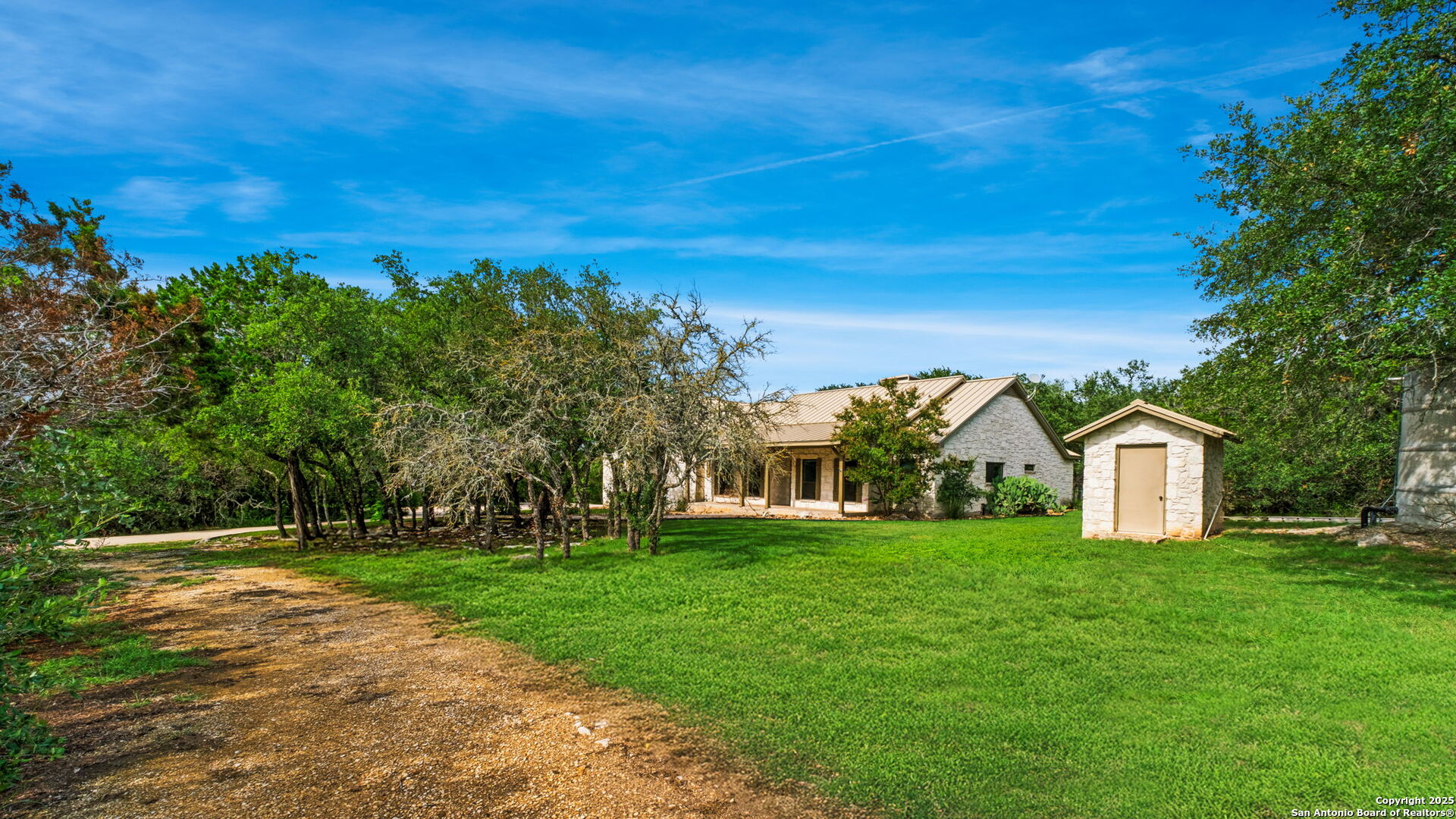 16134 San Cayetano