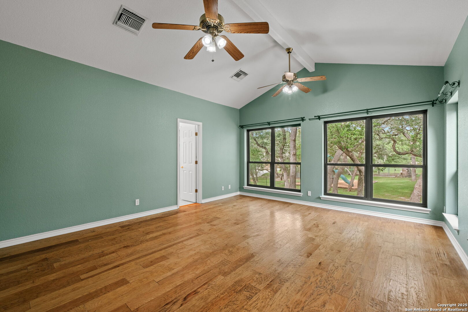 16134 San Cayetano