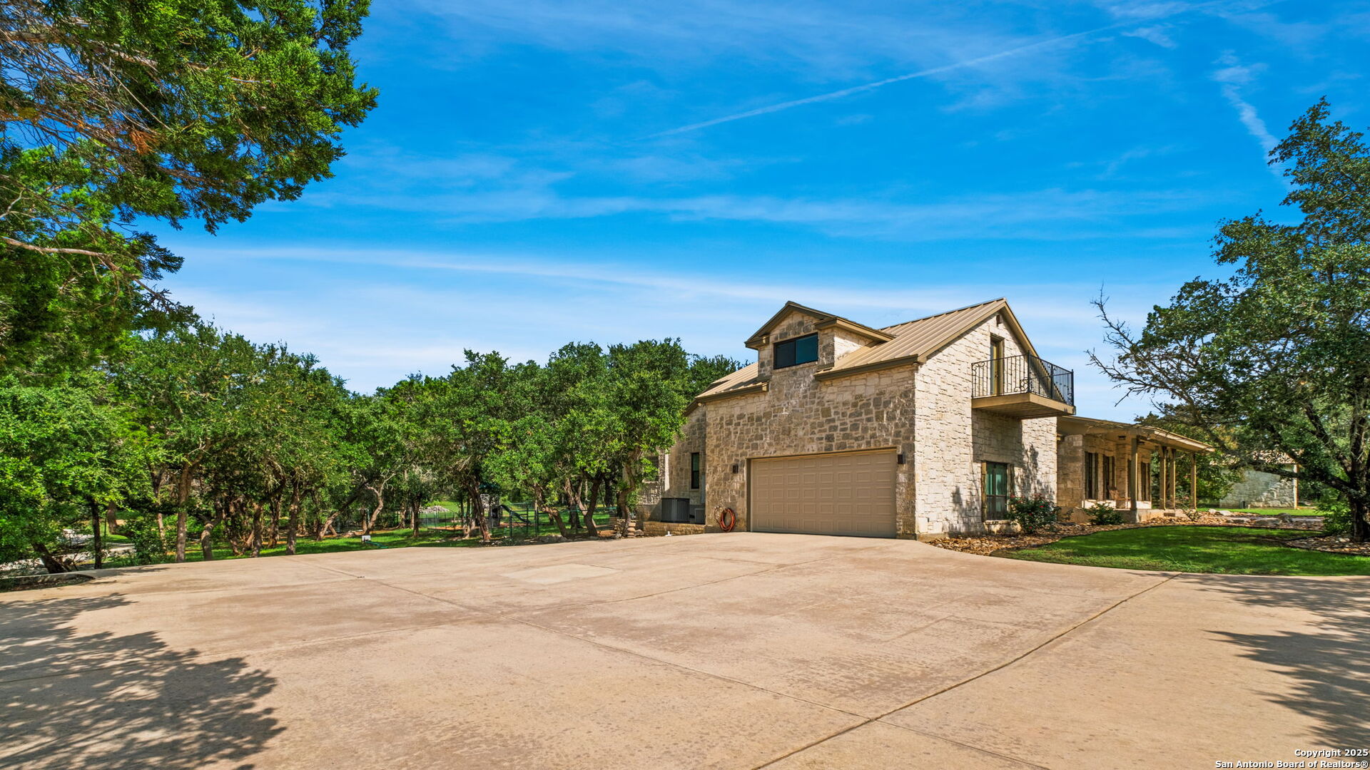 16134 San Cayetano