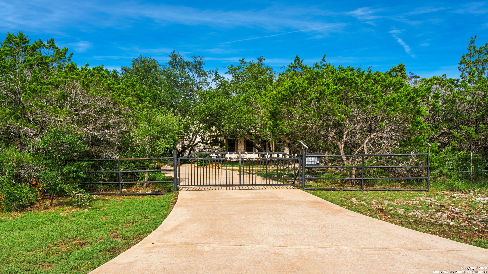 16134 San Cayetano