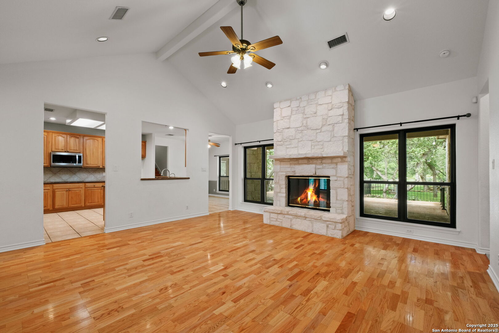 16134 San Cayetano