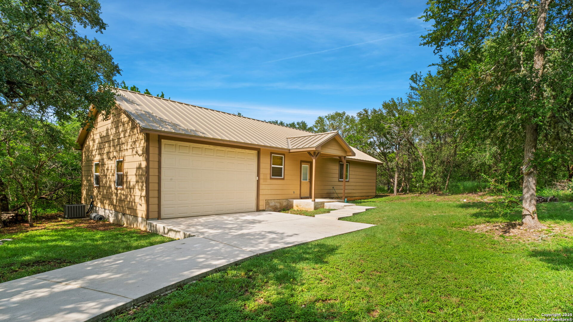 16134 San Cayetano