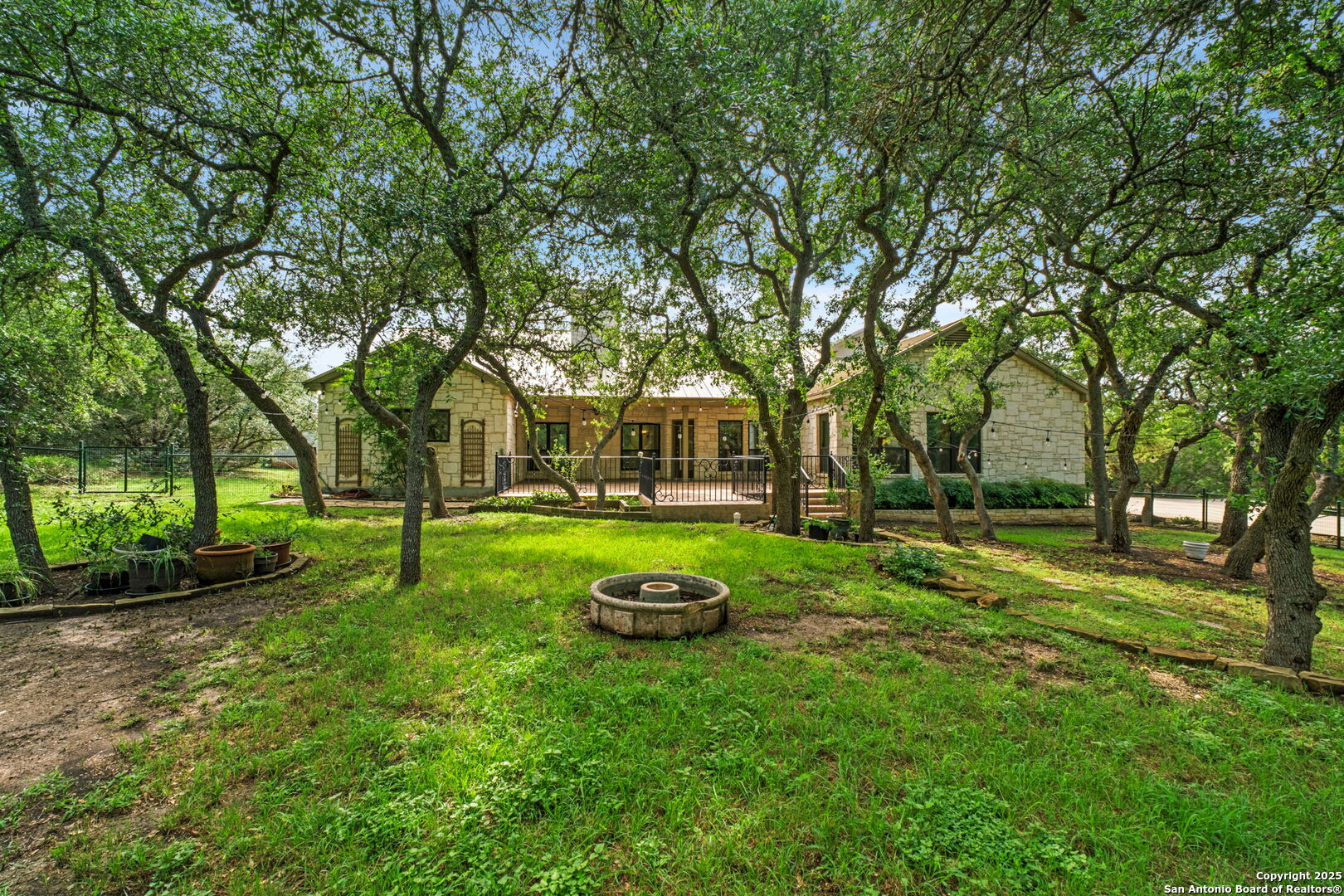 16134 San Cayetano
