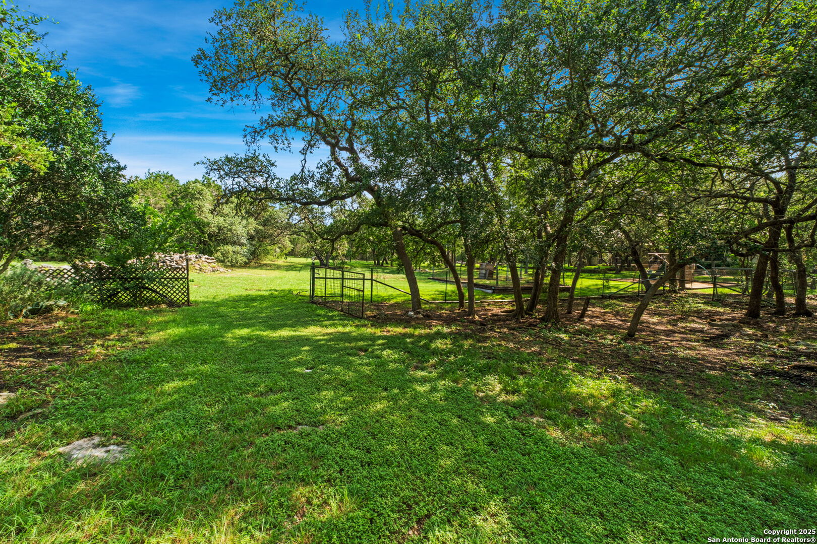 16134 San Cayetano