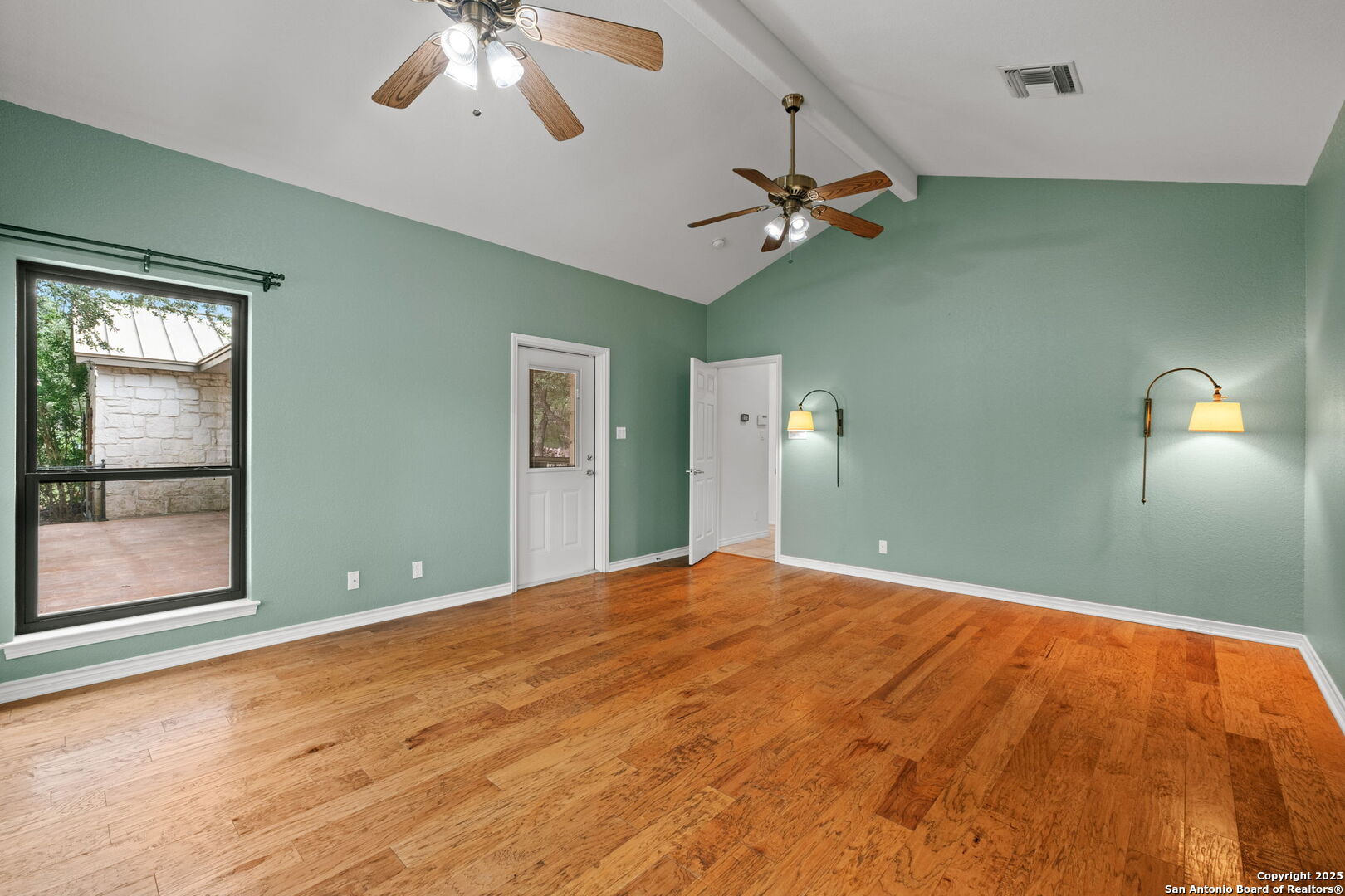 16134 San Cayetano