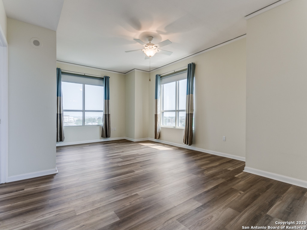 1 Towers Park Ln 612