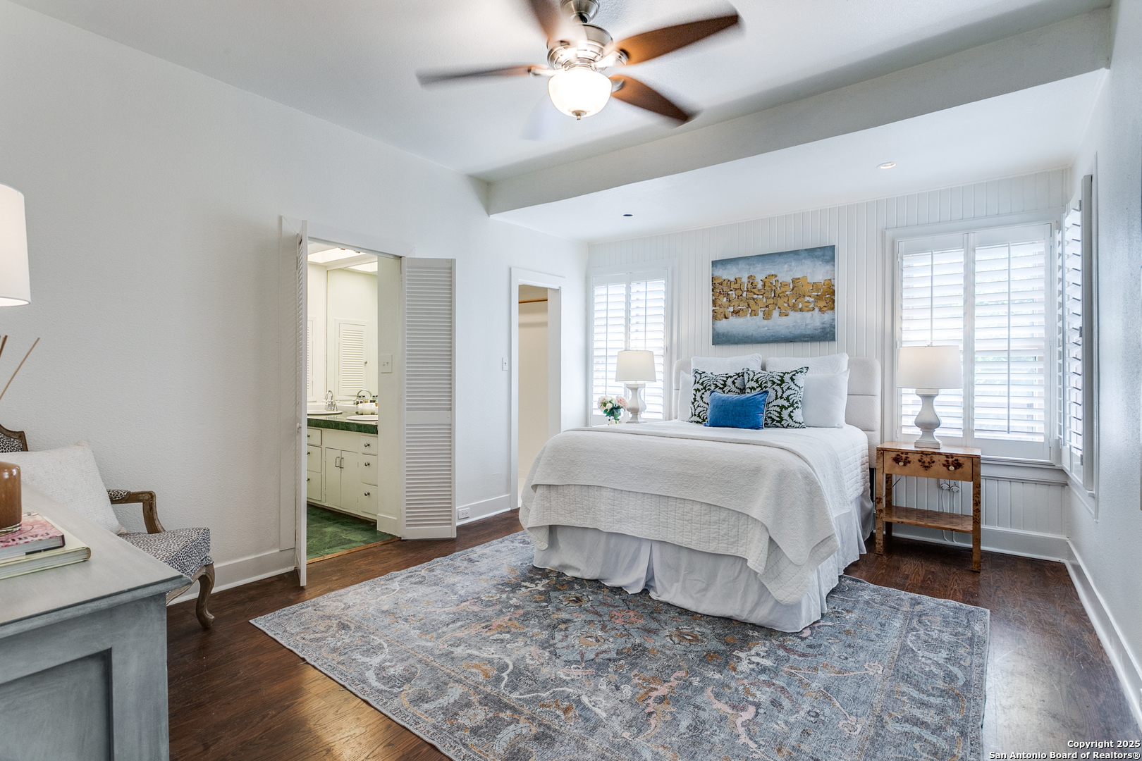 315 W Lullwood