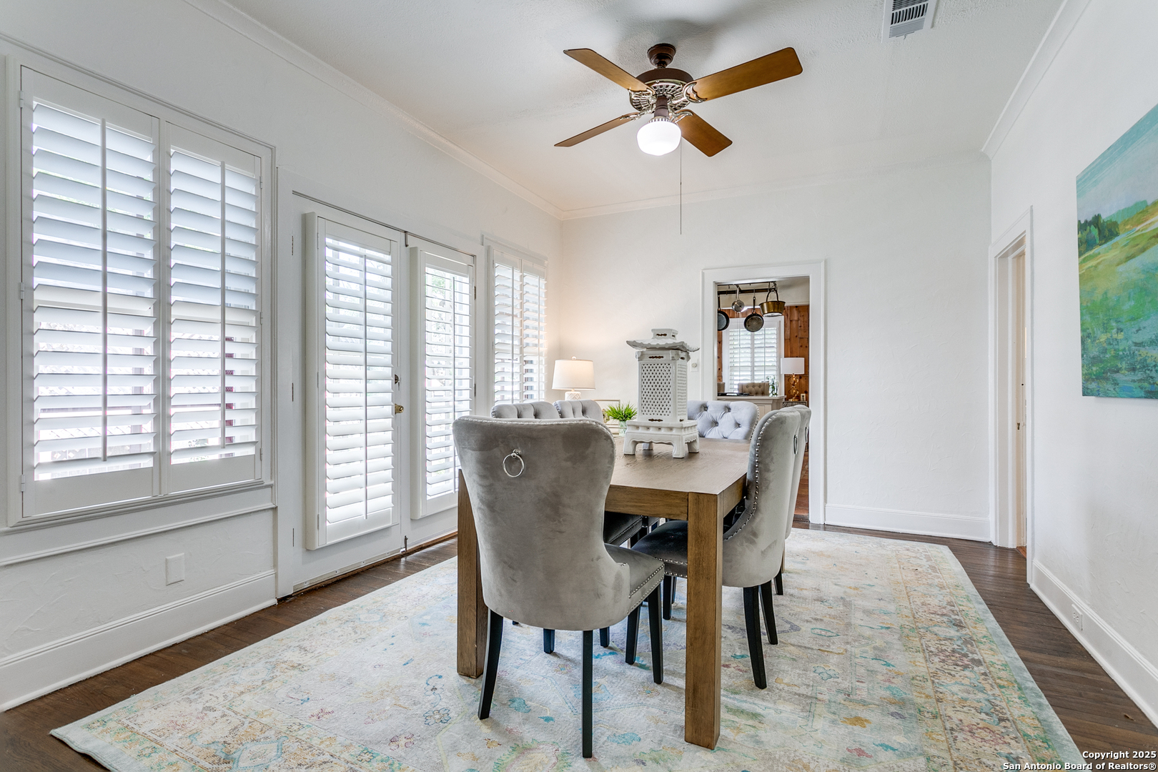 315 W Lullwood