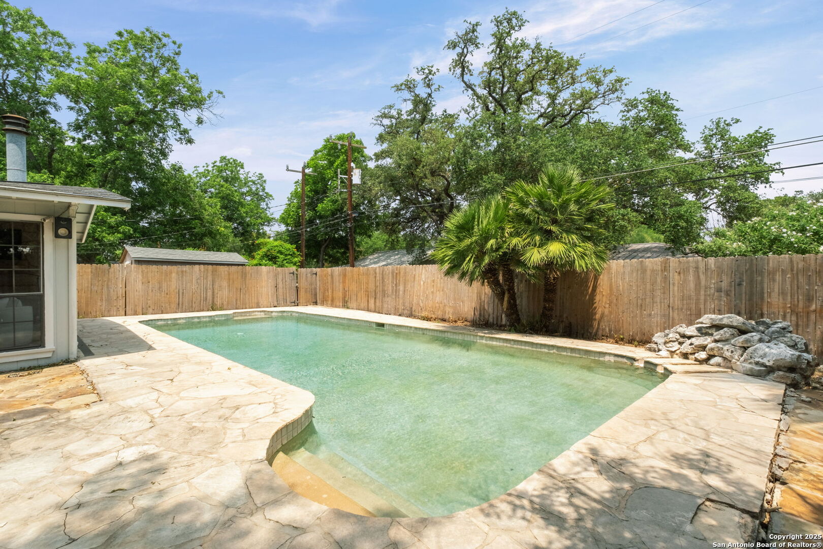 219 Ridgehaven