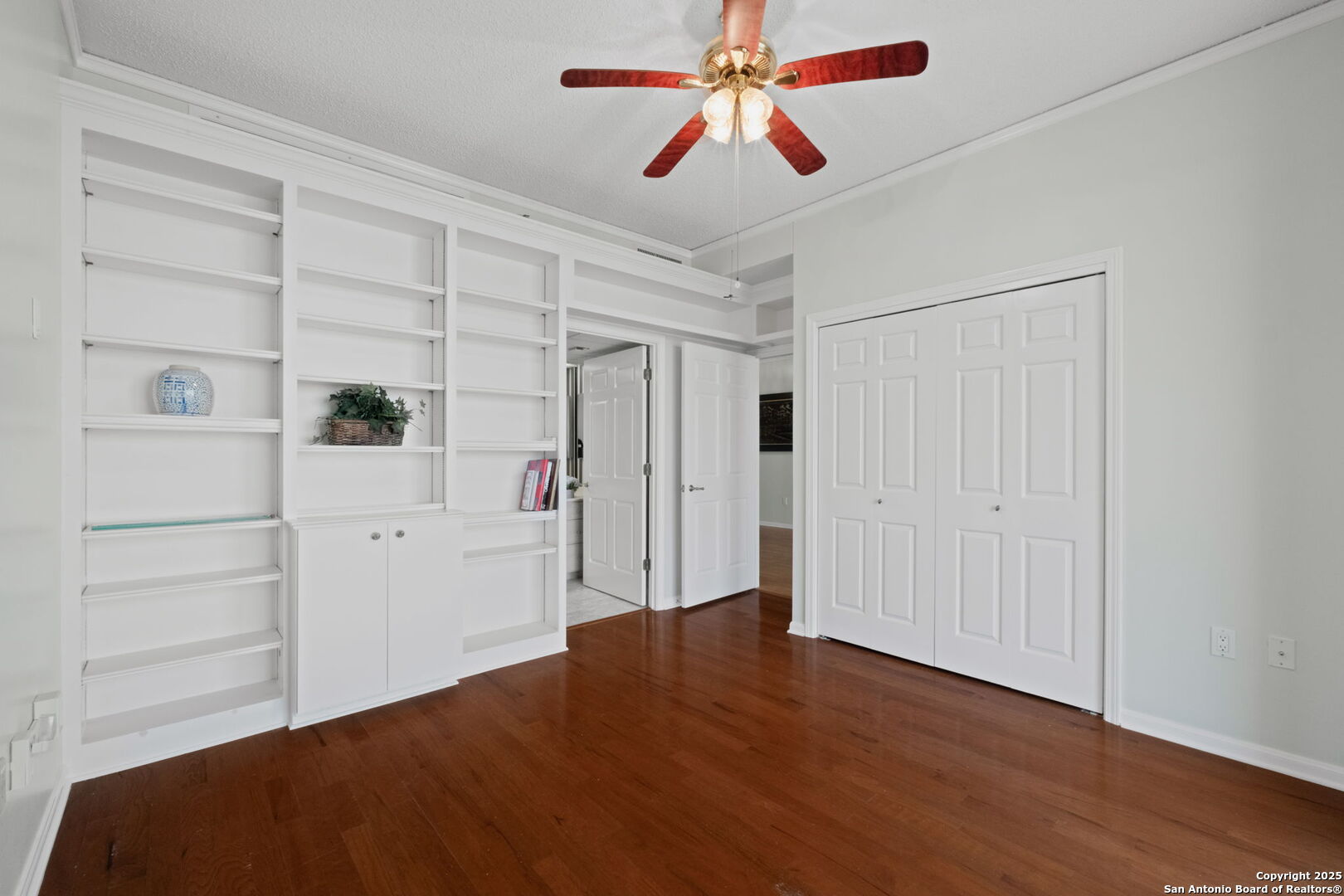 1 Towers Park Ln 1108