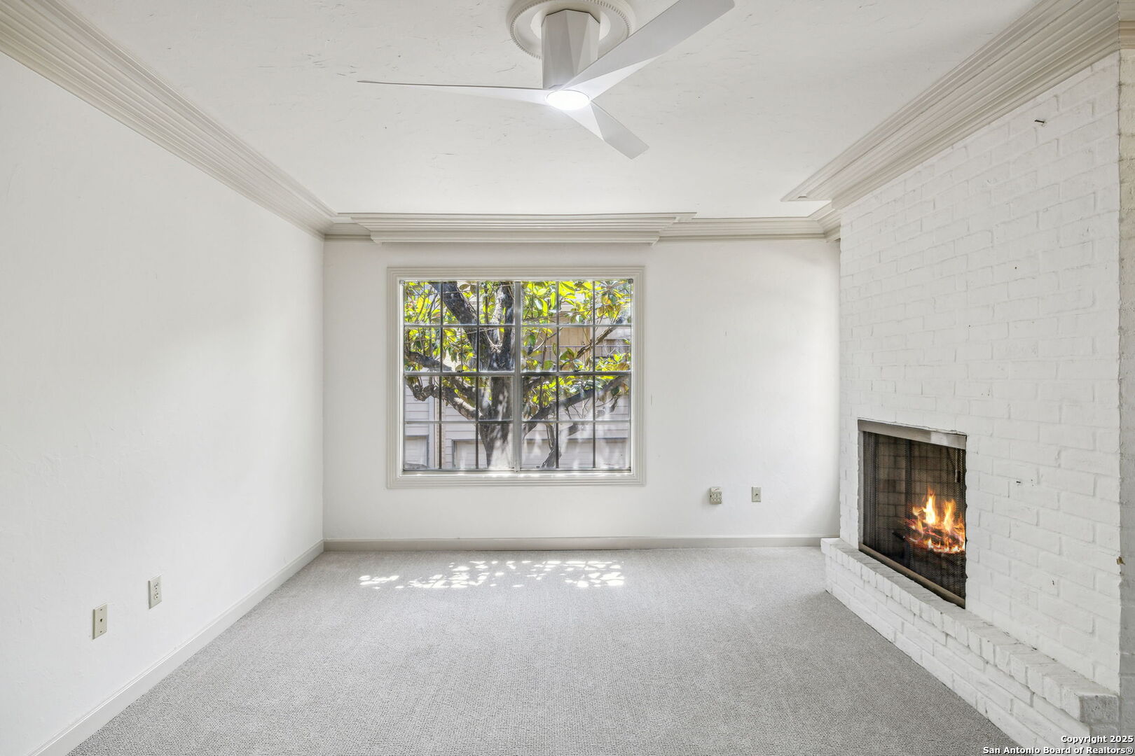 209 CHICHESTER PL 1