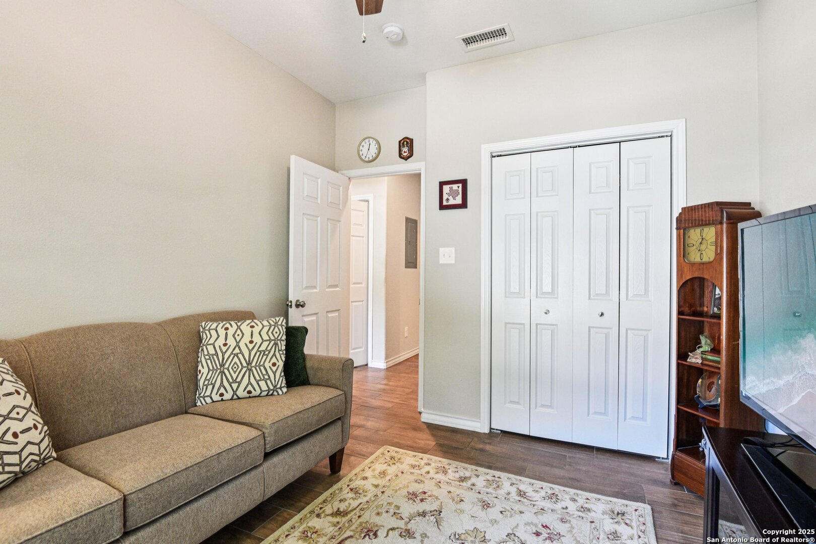 111 Indian Trail