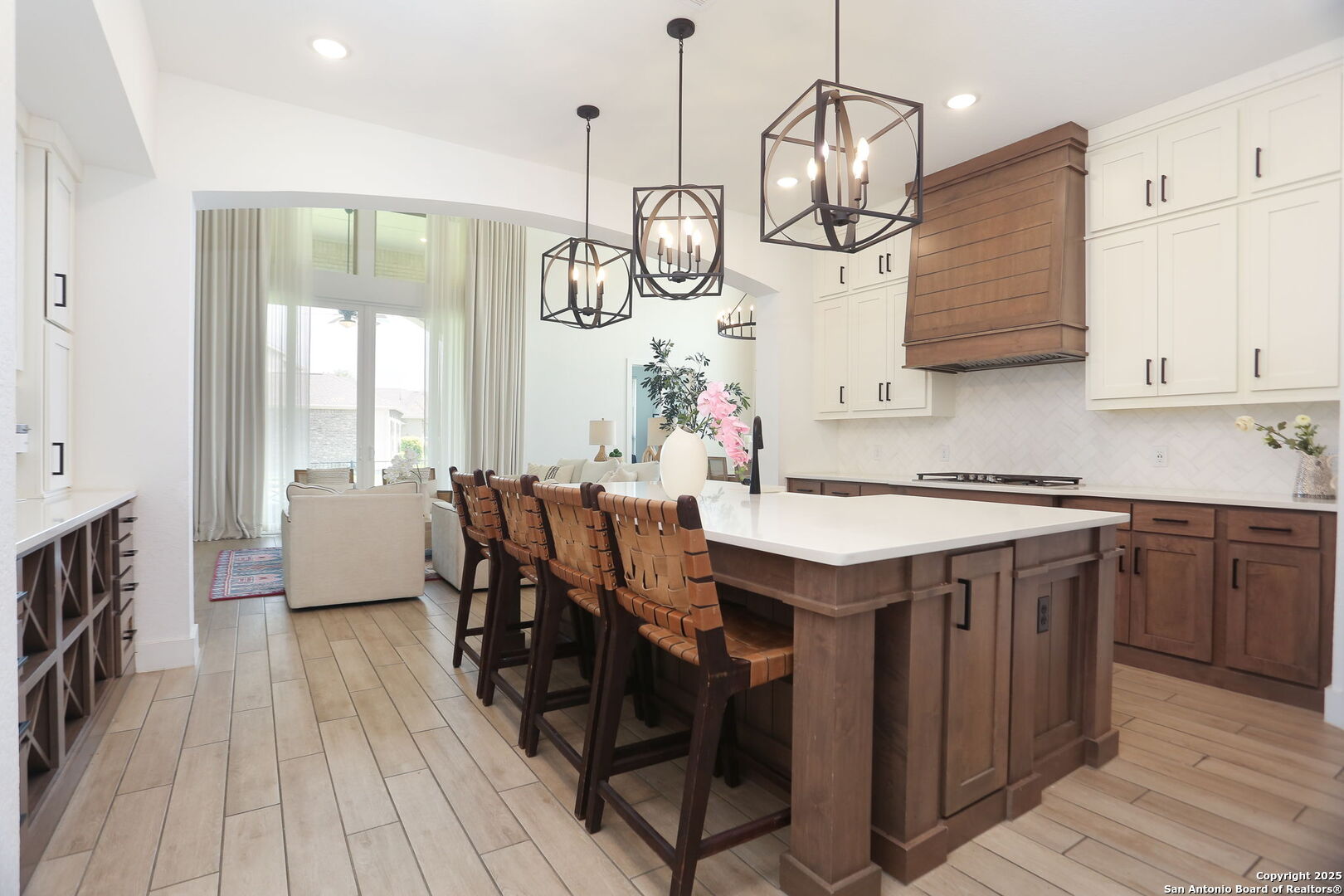 129 Wildrose Hill