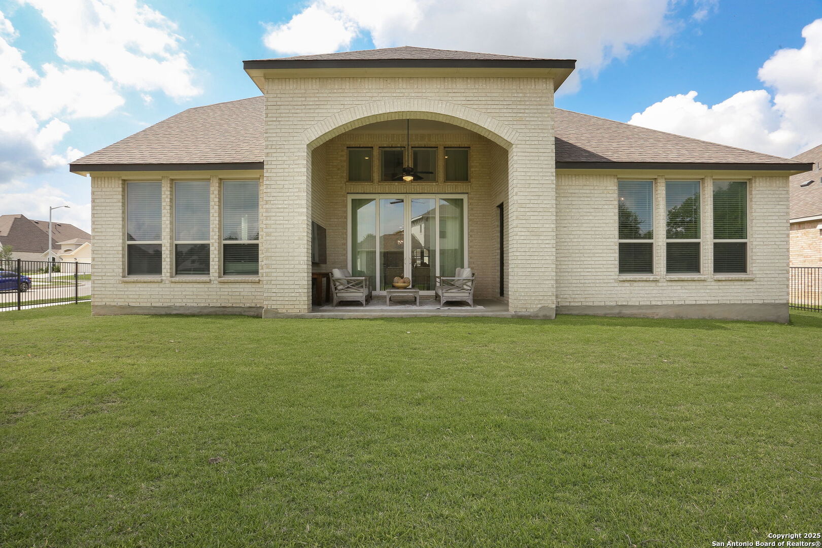 129 Wildrose Hill