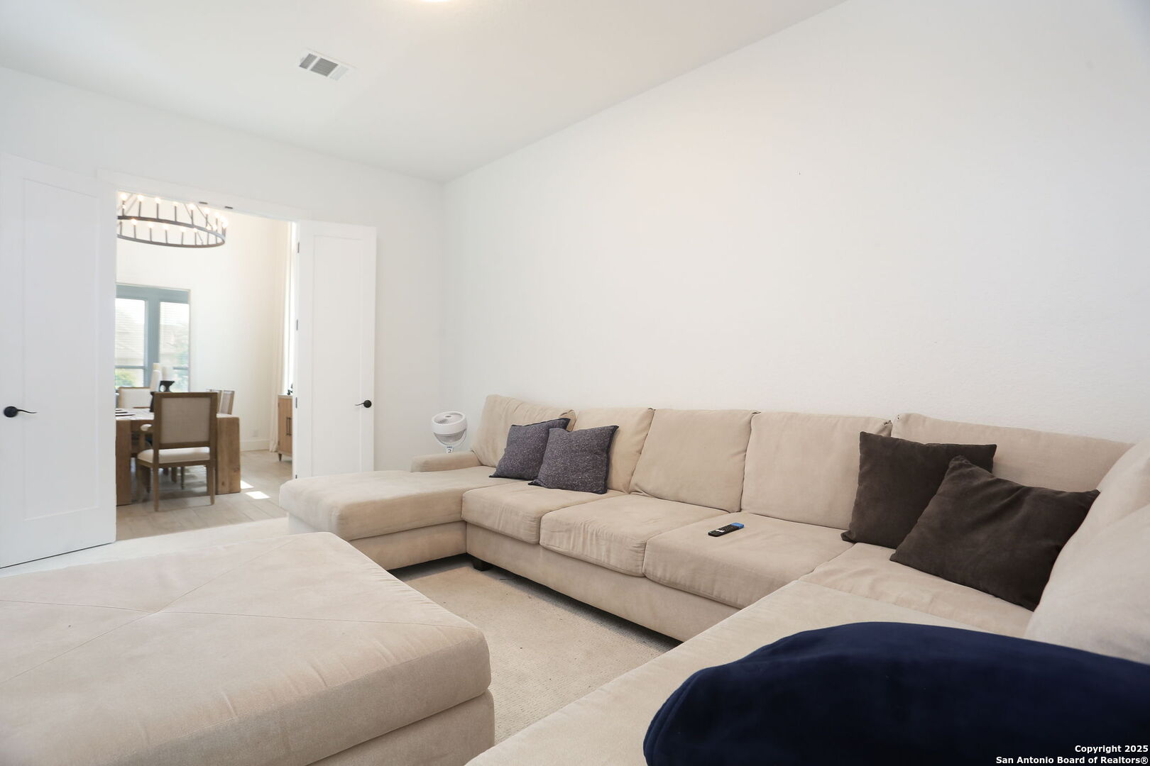 129 Wildrose Hill