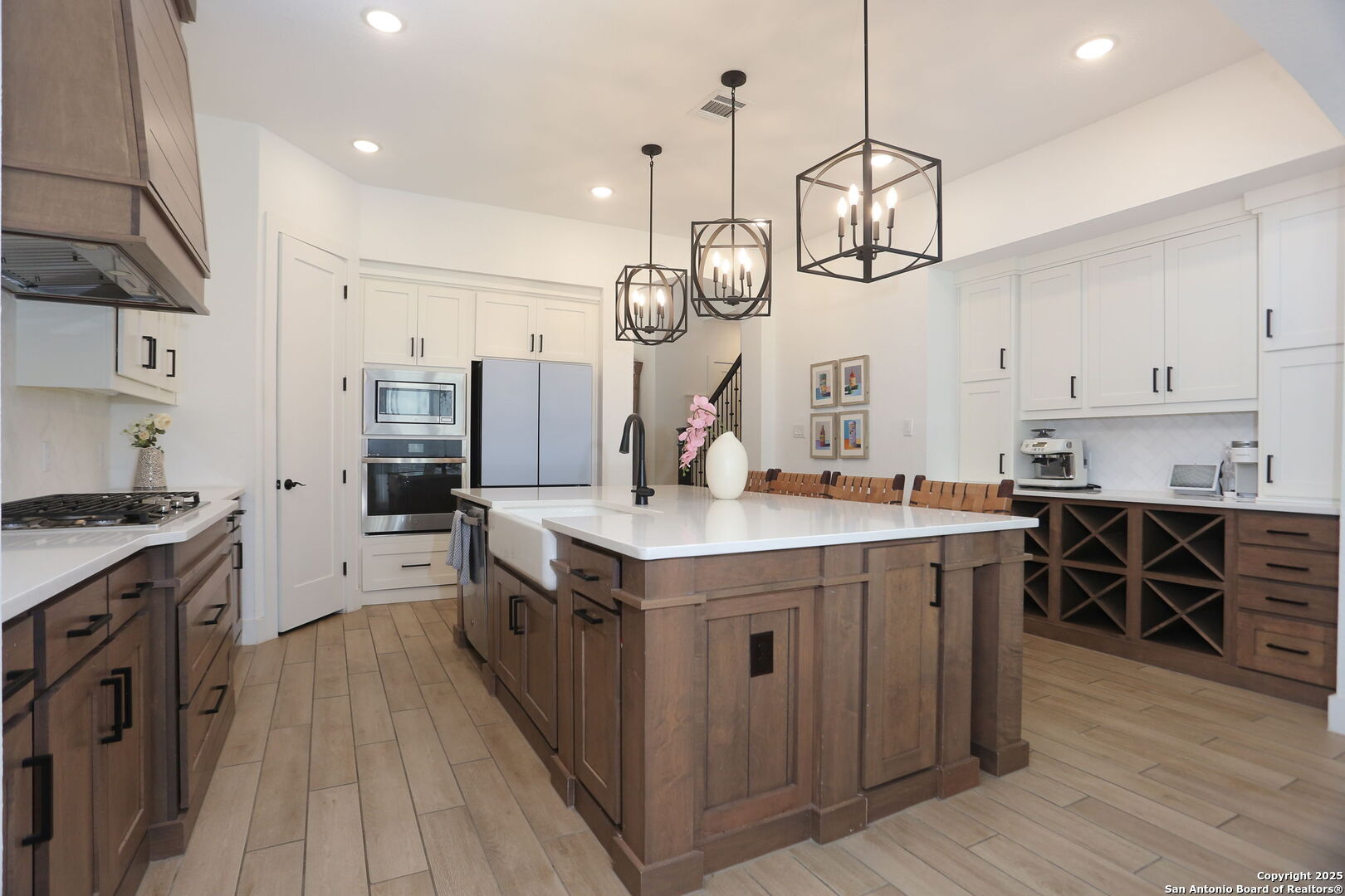 129 Wildrose Hill