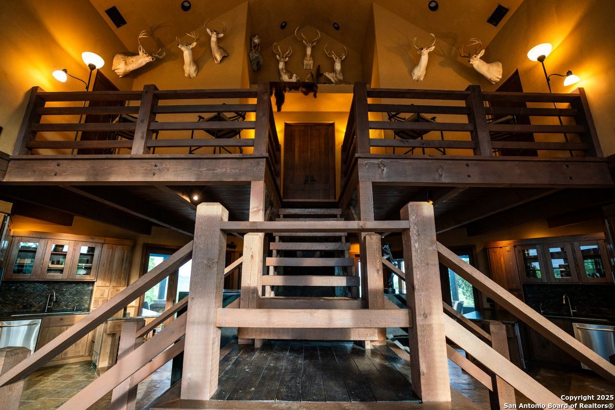 225 Valley View Ranch