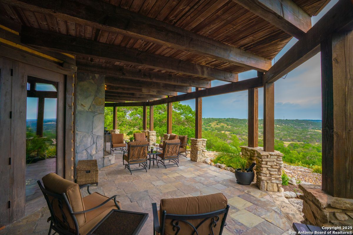 225 Valley View Ranch