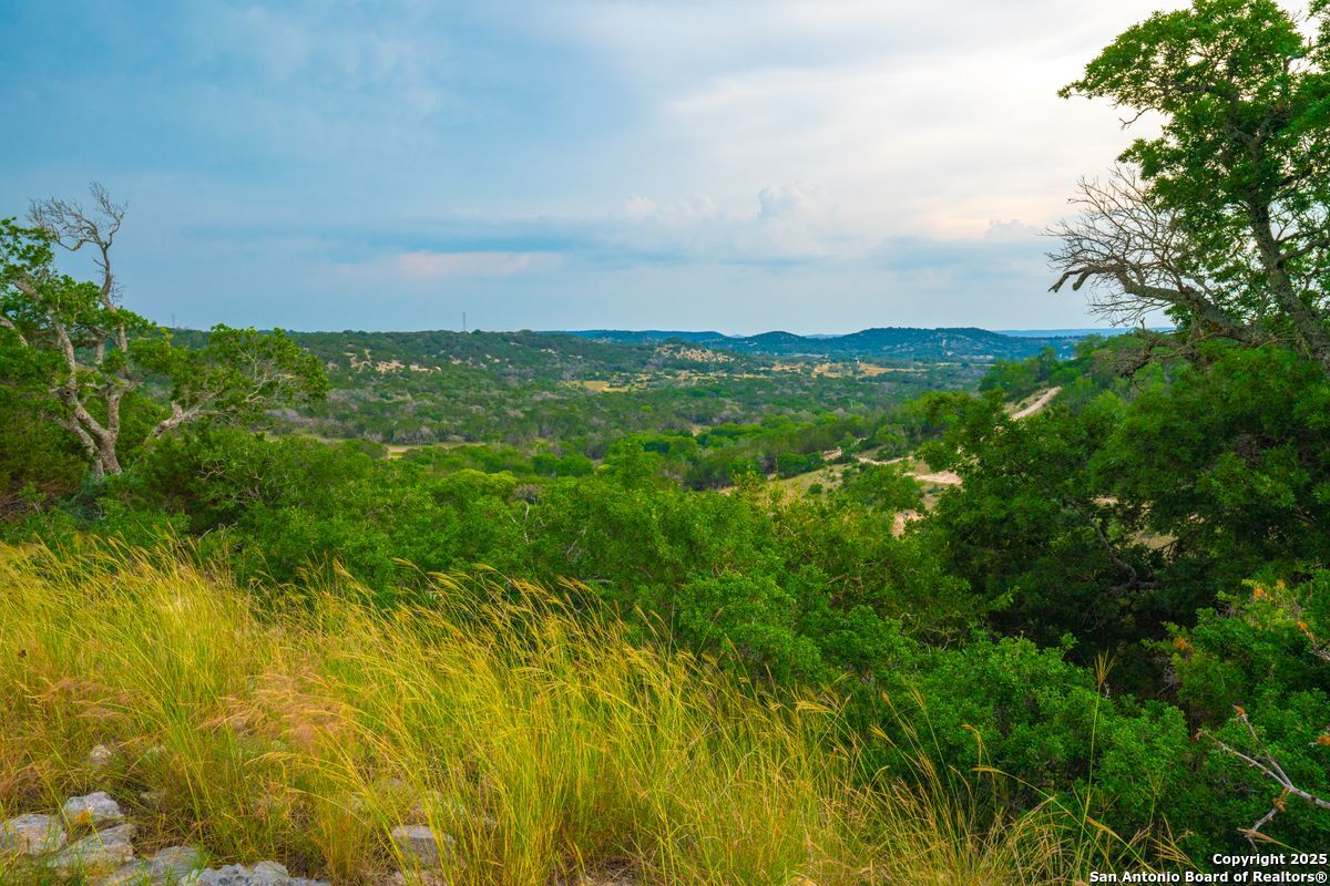 225 Valley View Ranch