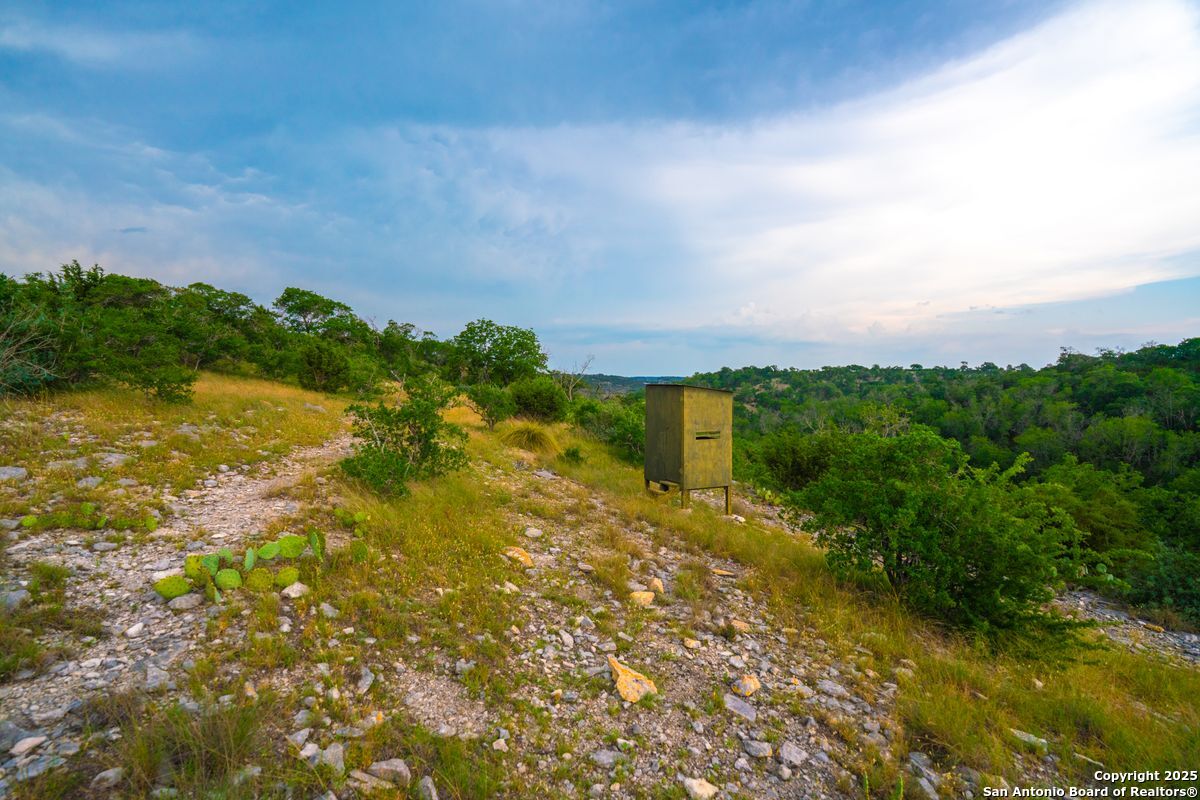 225 Valley View Ranch